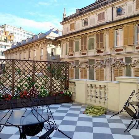 Monolocale Di Pregio Palazzo Dei Rolli Apartment Genoa Bagian luar foto